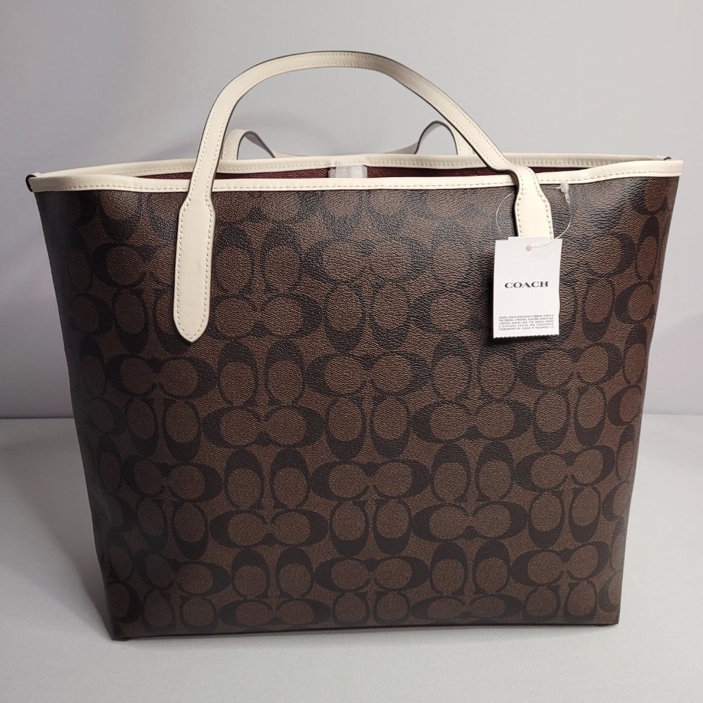 Coach - Picture 4 of 4